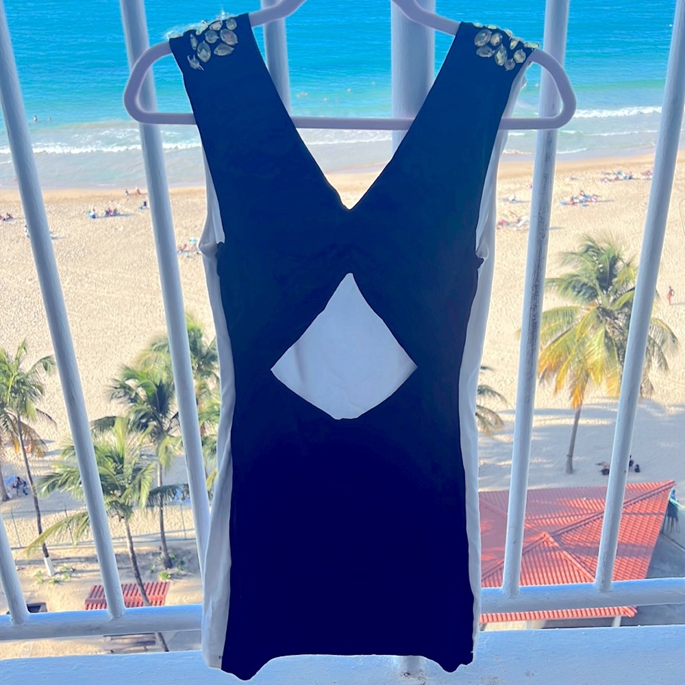 Stunning two tone black and white mini cocktail dress
